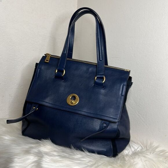 💯Authentic YSL Handbag 🍀 - Picture 4 of 17